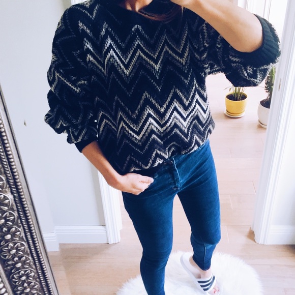 Vintage 80s 90s Zig Zag Sweater - Picture 4 of 6